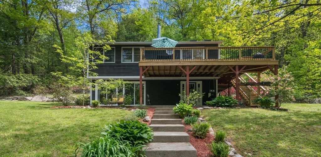 86 Amherst Road, Belchertown, MA 01007