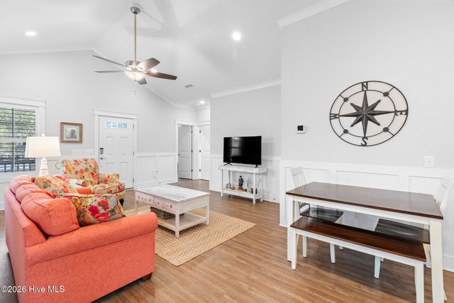 105 NW 29th Street, Oak Island, NC 28465