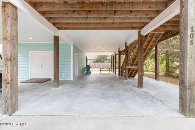 105 NW 29th Street, Oak Island, NC 28465