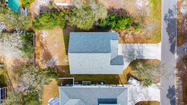 105 NW 29th Street, Oak Island, NC 28465