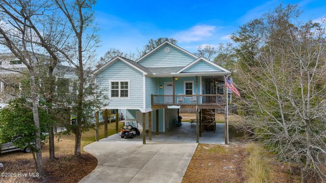 105 NW 29th Street, Oak Island, NC 28465
