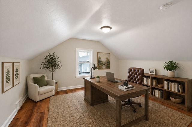 200 Belvidere Street E, Saint Paul, MN 55107
