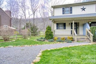 61 Riverside Villa Drive, Maggie Valley, NC 28751