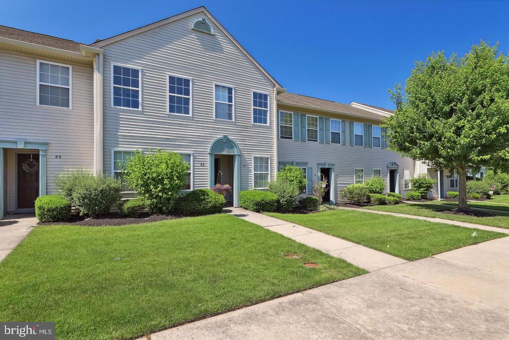 20 FOXGLOVE DR, DELRAN, NJ 08075 — exterior