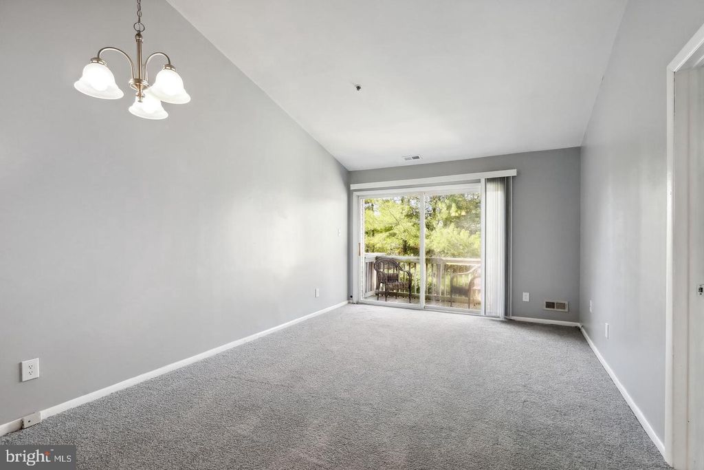 20 FOXGLOVE DR, DELRAN, NJ 08075 — photo 3