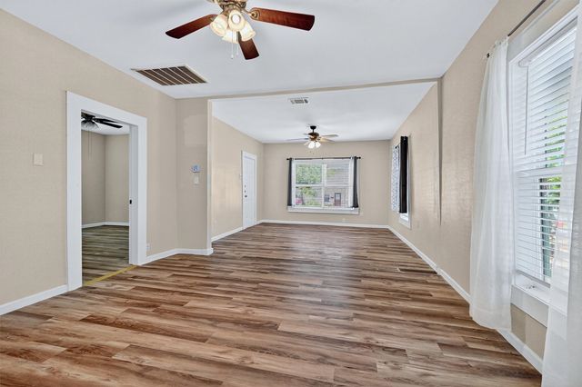 419 S Willow Street, Sherman, TX 75090