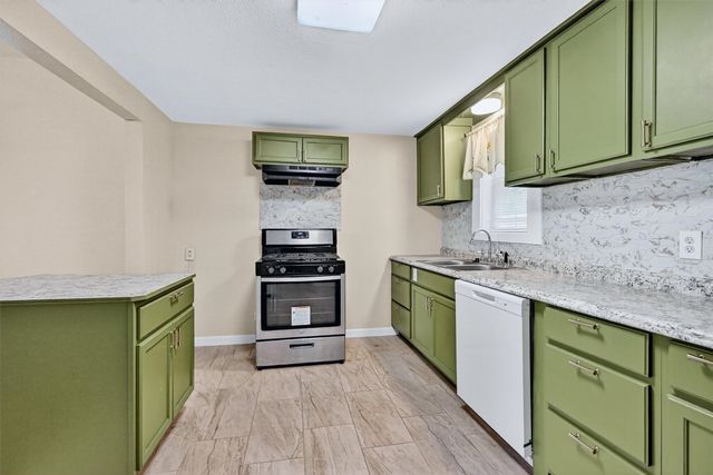 419 S Willow Street, Sherman, TX 75090