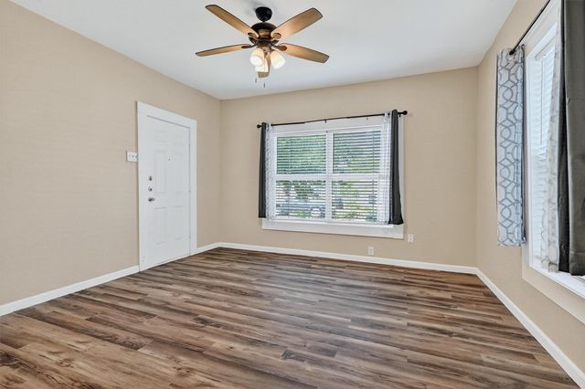 419 S Willow Street, Sherman, TX 75090