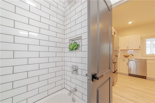 61 Allmeroth Street, Rochester, NY 14620