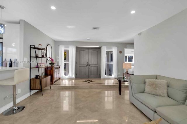 461 NE 115th Street, Miami, FL 33161