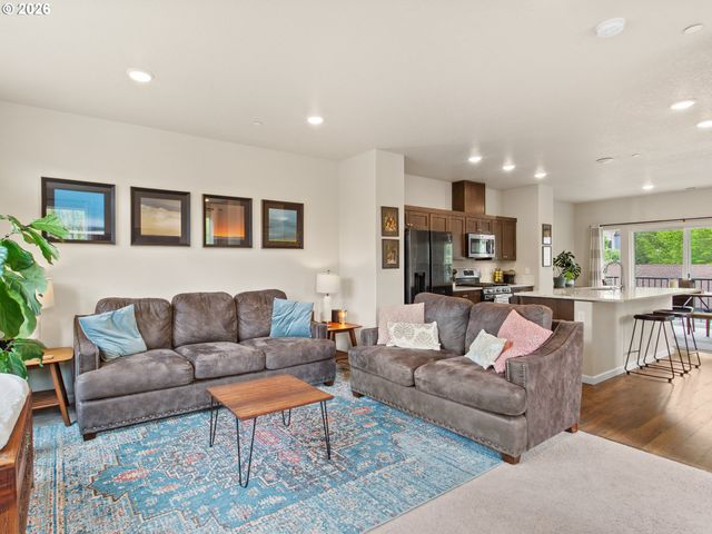 11372 Sw MONT BLANC St, Wilsonville, OR 97070