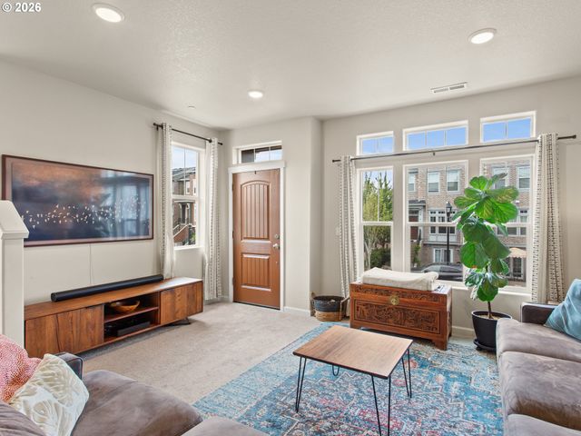 11372 Sw MONT BLANC St, Wilsonville, OR 97070