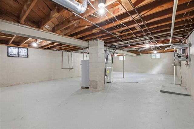 11306 E 49th Street, Kansas City, MO 64133