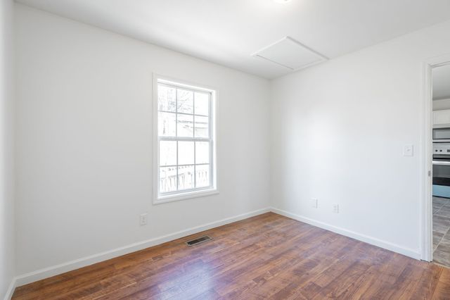 1318 S Cedar Ave, South Pittsburg, TN 37380