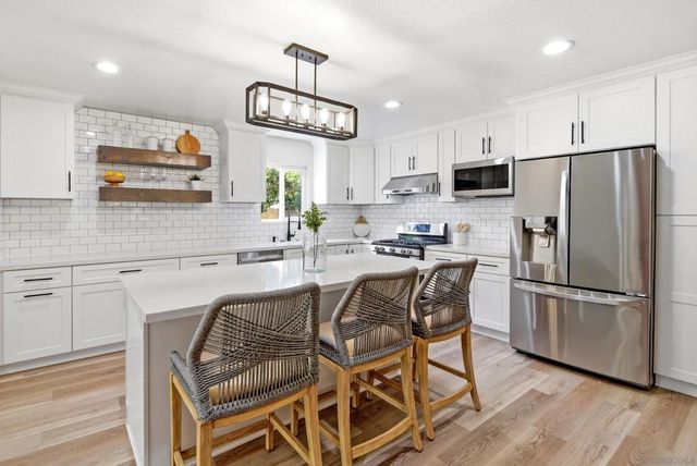 11366 Camarosa circle, San Diego, CA 92126
