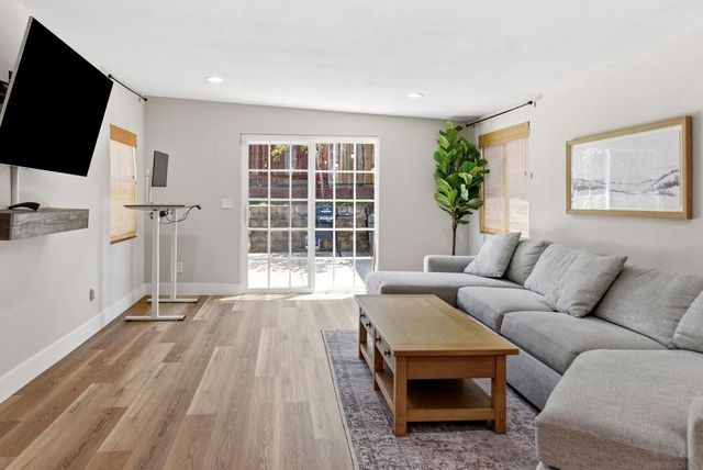11366 Camarosa circle, San Diego, CA 92126