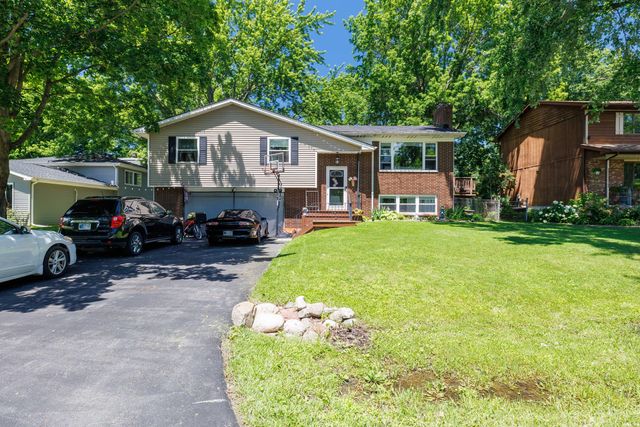 4289 Park Place, Crown Point, IN 46307