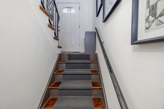 4289 Park Place, Crown Point, IN 46307