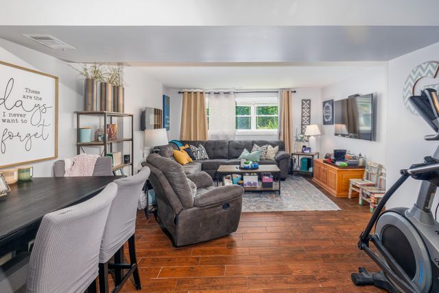 4289 Park Place, Crown Point, IN 46307