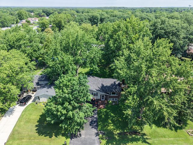 4289 Park Place, Crown Point, IN 46307