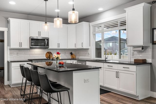 3752 N Shelburne Lp, Post Falls, ID 83854