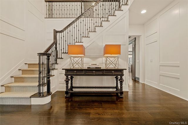 8 Serenite Lane, Muttontown, NY 11791