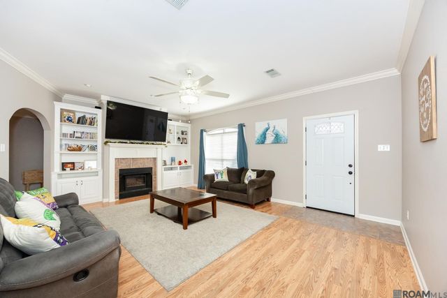 26565 Parkwood Dr, Denham Springs, LA 70726