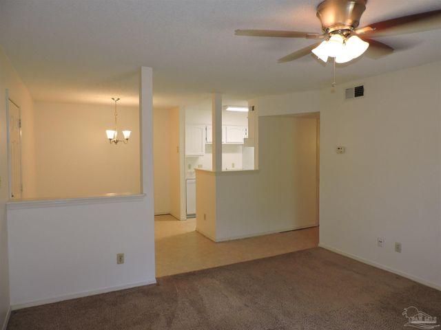 2299 Scenic Hwy P2, Pensacola, FL 32503