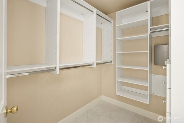 16255 SE 66th St, Bellevue, WA 98006