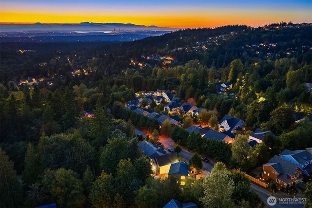 16255 SE 66th St, Bellevue, WA 98006