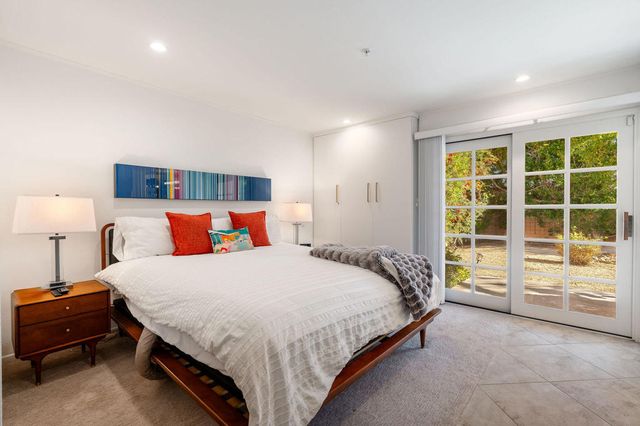 500 E Amado Road 106, Palm Springs, CA 92262