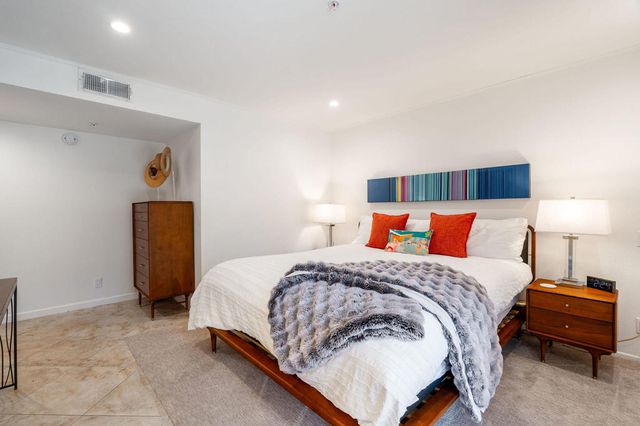 500 E Amado Road 106, Palm Springs, CA 92262