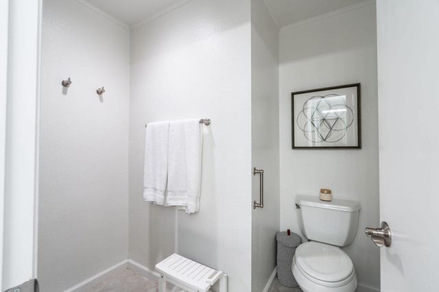 500 E Amado Road 106, Palm Springs, CA 92262