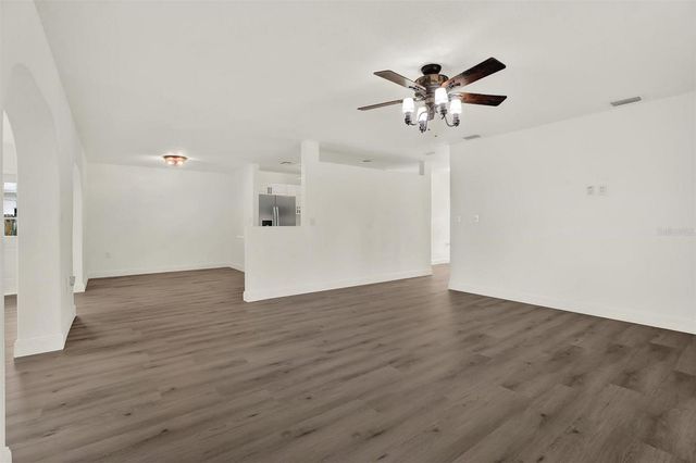 4510 NE HELENA STREET NE, St Petersburg, FL 33703