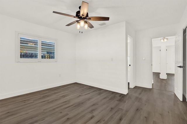 4510 NE HELENA STREET NE, St Petersburg, FL 33703