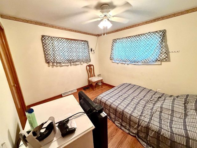265 E Memorial Drive, Janesville, WI 53545