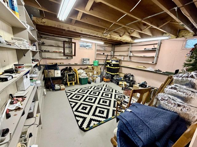 265 E Memorial Drive, Janesville, WI 53545