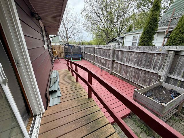 265 E Memorial Drive, Janesville, WI 53545