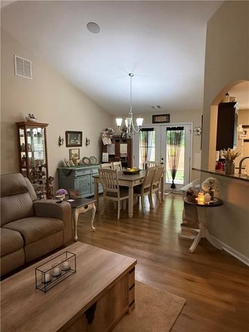 338 Rc Thompson Road, Dallas, GA 30157