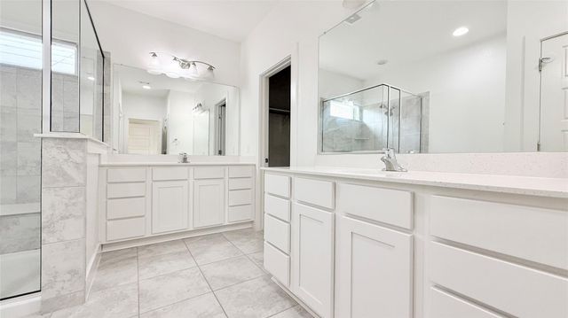 600 Golden Glory RD, Leander, TX 78641