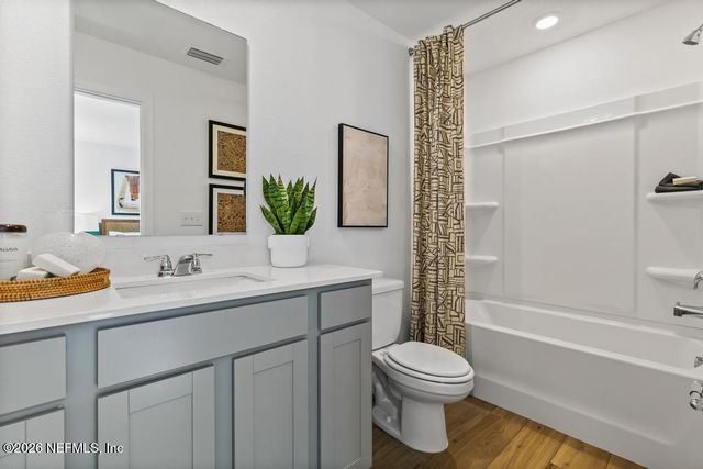 162 BRAZIL NUT Circle, Jacksonville, FL 32218