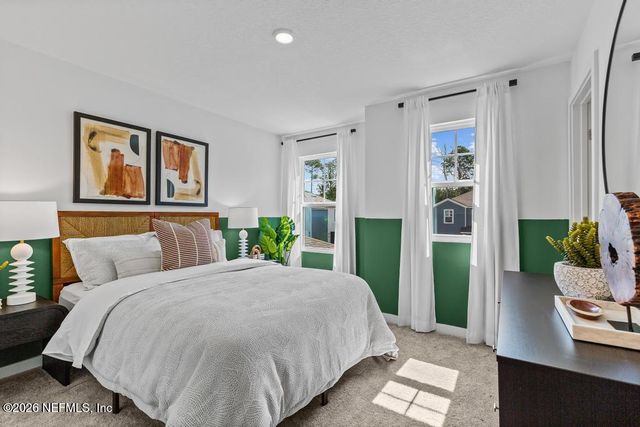 162 BRAZIL NUT Circle, Jacksonville, FL 32218