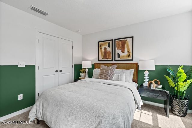 162 BRAZIL NUT Circle, Jacksonville, FL 32218