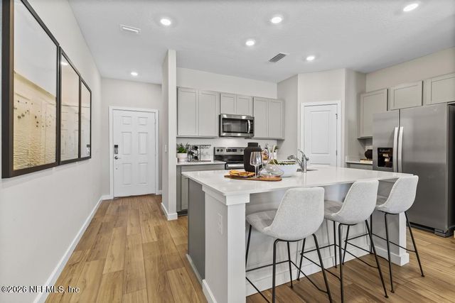 162 BRAZIL NUT Circle, Jacksonville, FL 32218