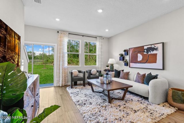 162 BRAZIL NUT Circle, Jacksonville, FL 32218