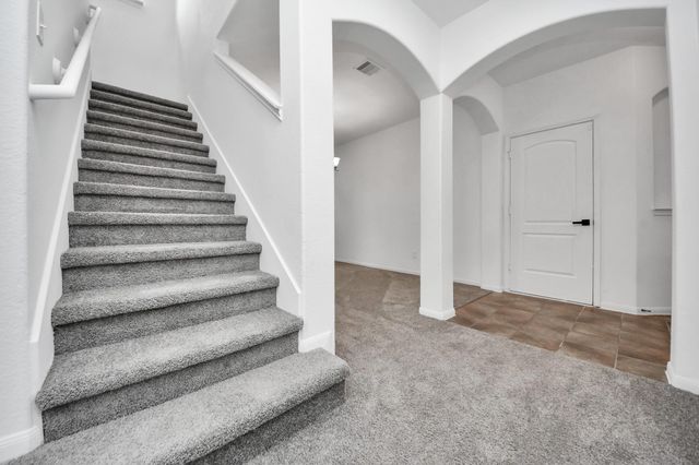 10606 Sun River Falls Drive, Humble, TX 77396