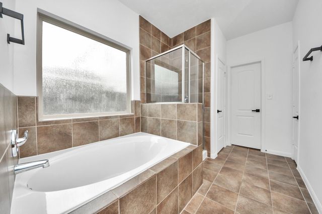 10606 Sun River Falls Drive, Humble, TX 77396