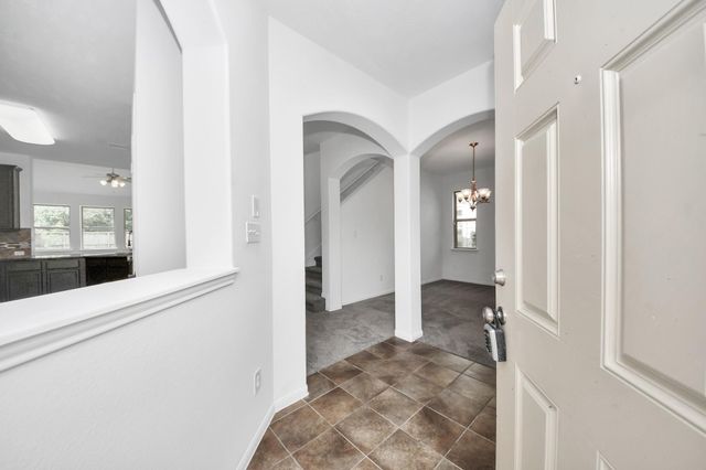 10606 Sun River Falls Drive, Humble, TX 77396