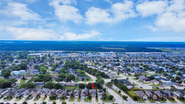 10606 Sun River Falls Drive, Humble, TX 77396