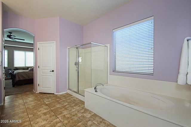 2011 W SPUR Drive, Phoenix, AZ 85085